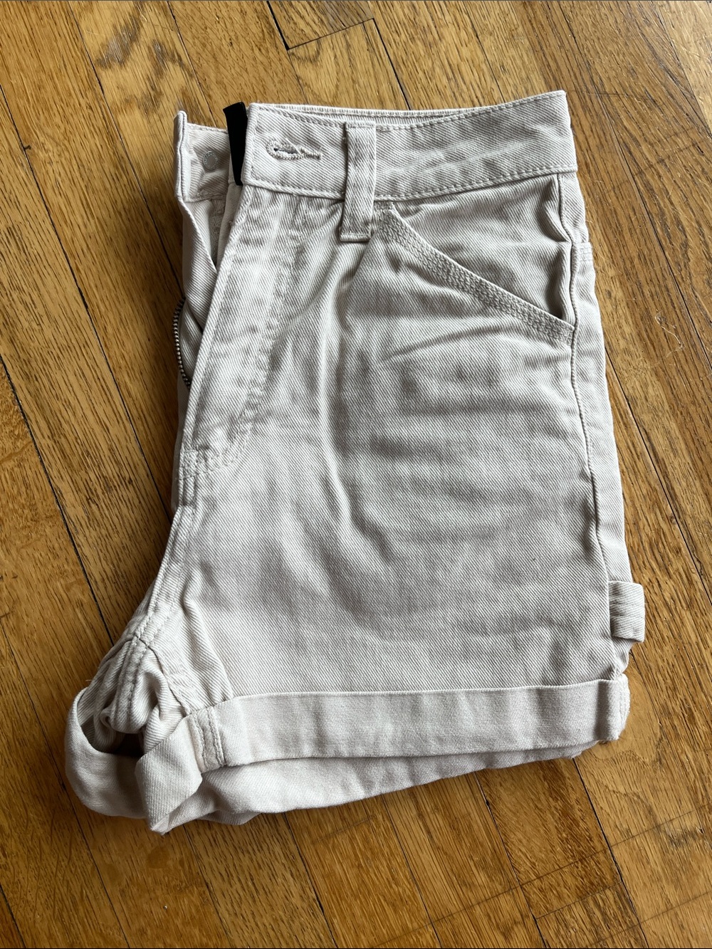 H&M Divided Women’s Cargo Shorts Size 2